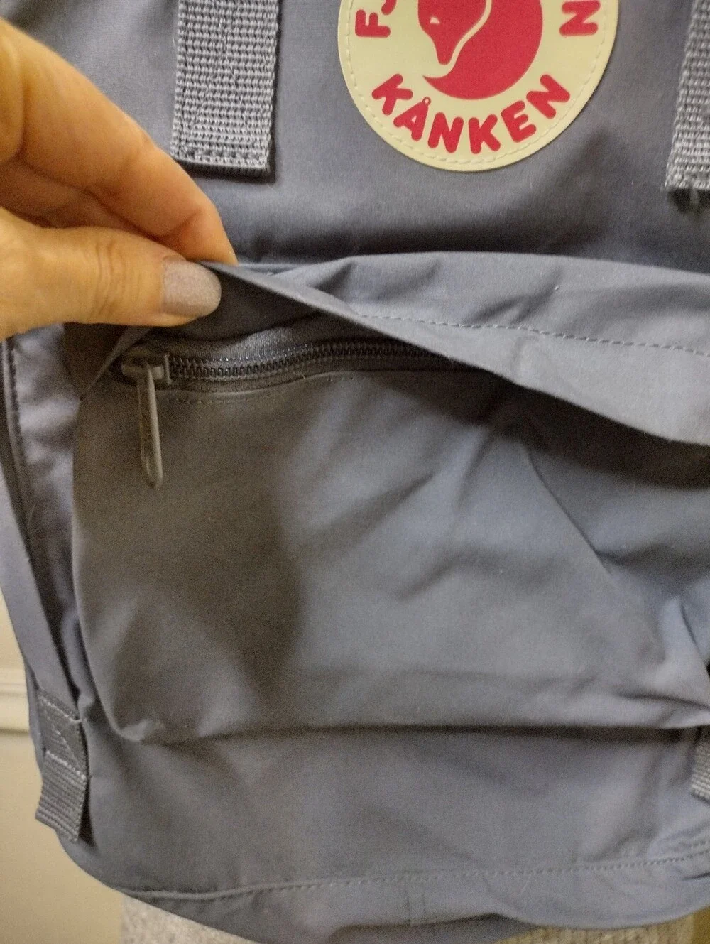 Fjallraven Kånken Men's Graphite Gray Water Resistant School/Travel Backpack